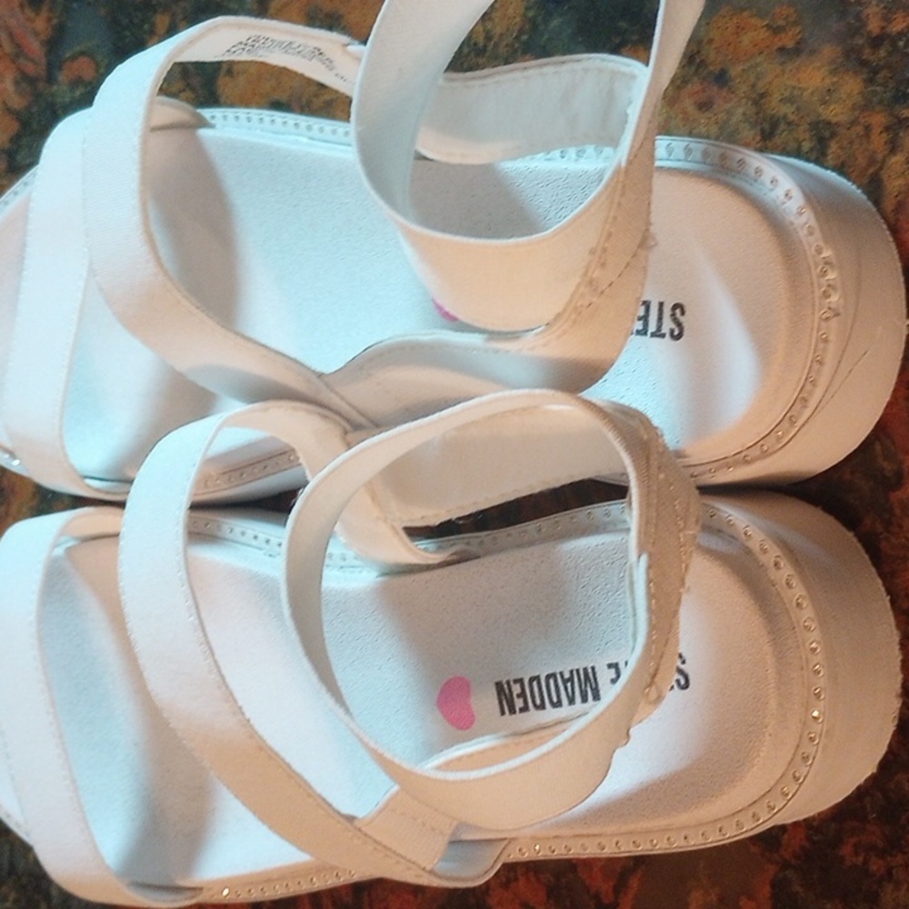 Steve Madden Sandal - Picture 6 of 9
